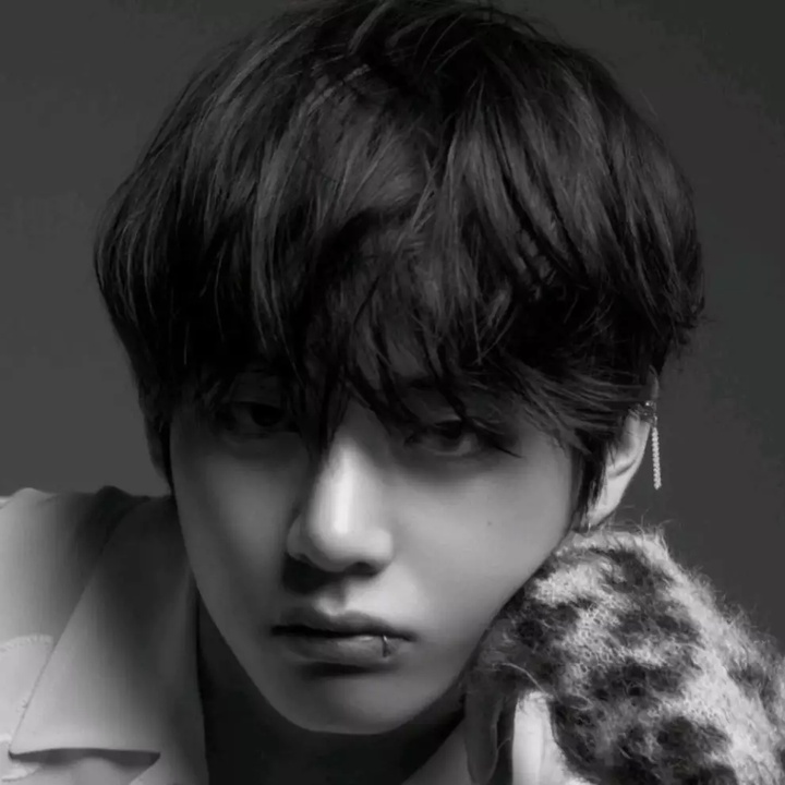 テテ ソロ曲 Created By K Hyon Popular Songs On Tiktok