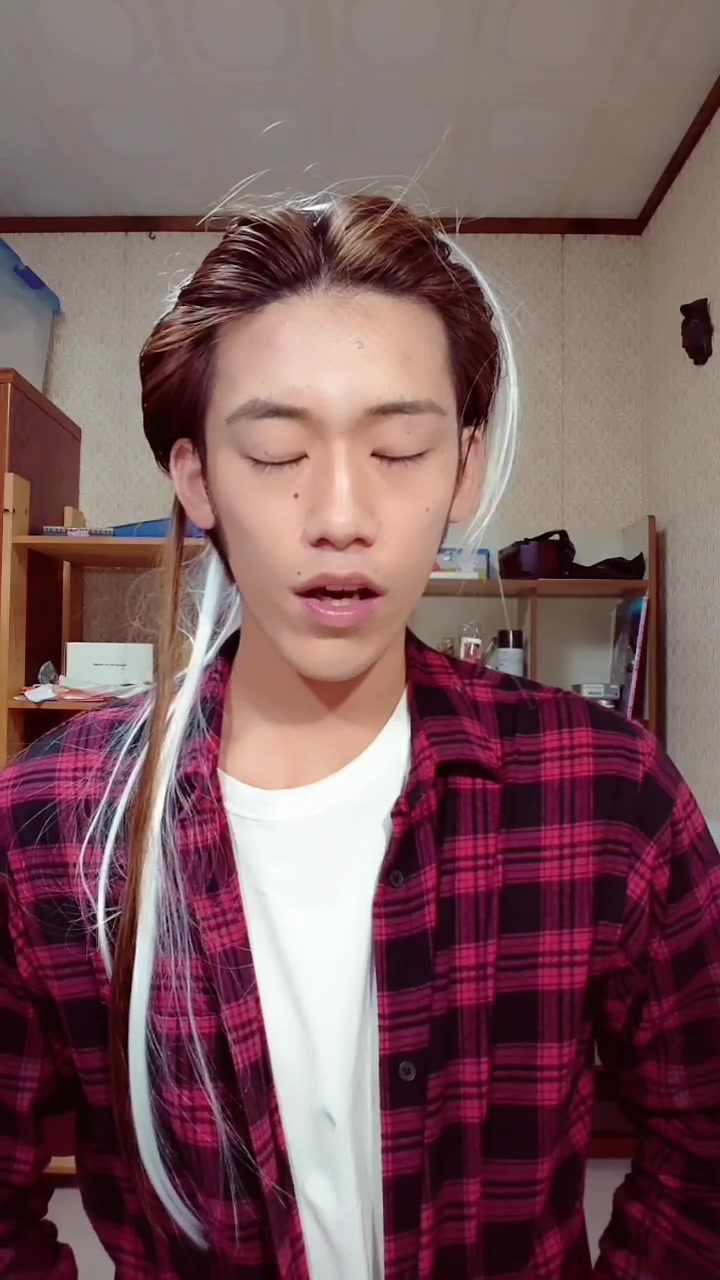 顔 だけ そっくり さん