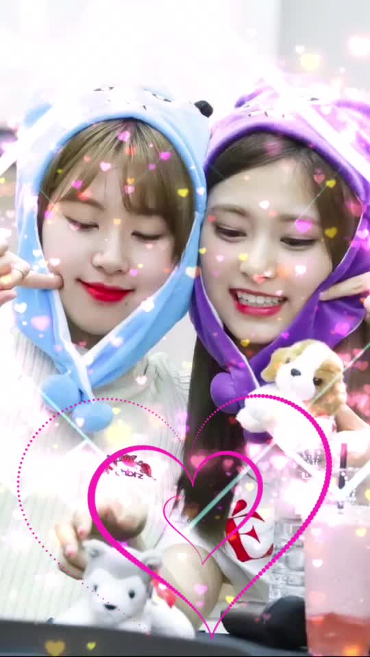 かど On Tiktok ダイナミック壁紙 Twice チェヨン ツウィ リクエストのチェヨンちゃん ツウィ ちゃんです リクエストお願いします