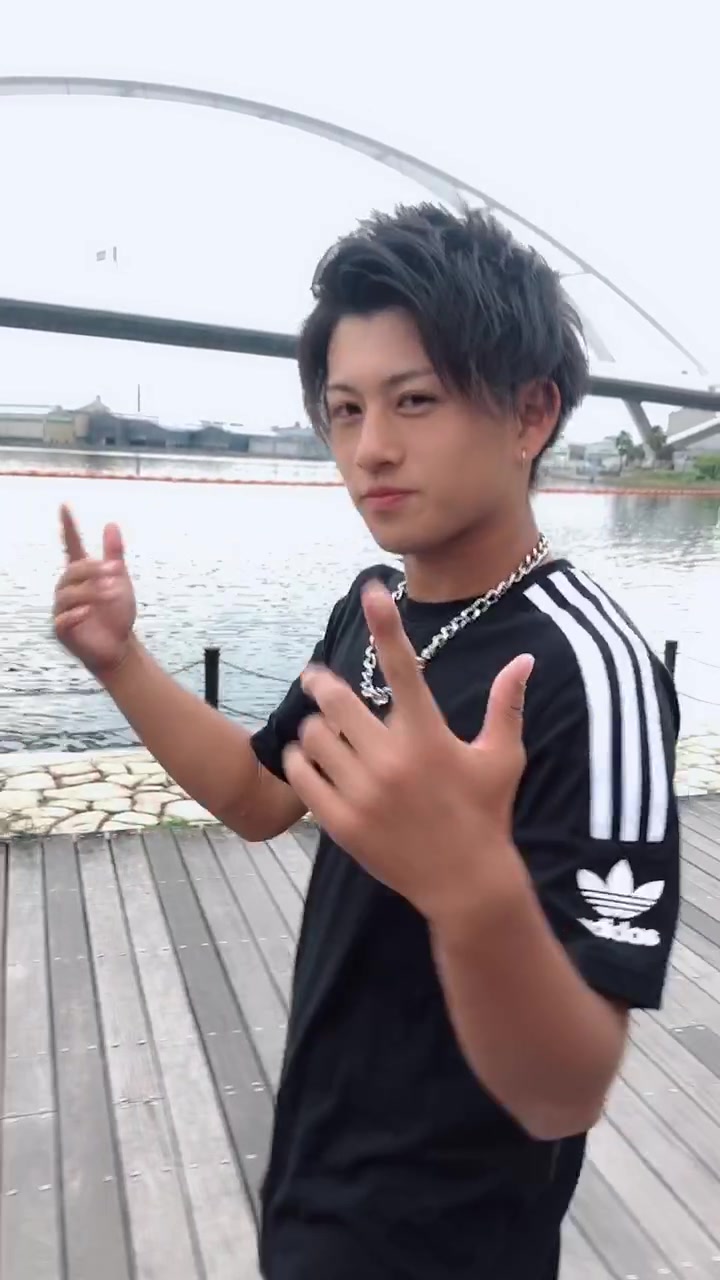 謎 Videos On Tiktok