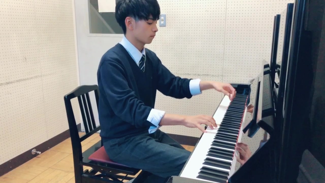 伊藤功弥 Koya I0524 On Tiktok コレサワ たばこ を男子高校生が弾いてみた的な コレサワ たばこ 男子高生ミスターコン ファイナリスト ピアノ